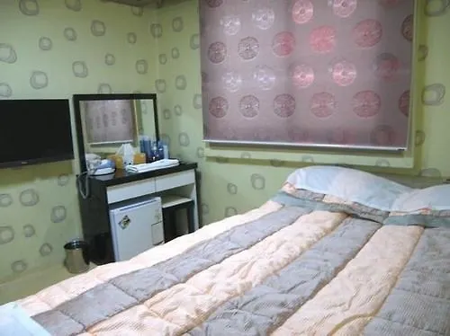 New Busan Jang Motel