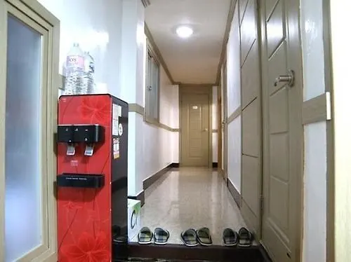 New Busan Jang Motel Hotel
